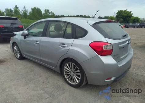 2013 Subaru Impreza 2.0I Premium z USA, uszkodzony, nr VIN JF1GPAD64D2806664